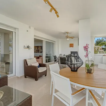 Canas - Golden Mile By Finest *