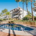 Apartment Canas - Golden Mile By Finest